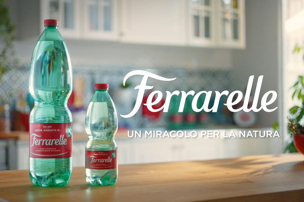 Set design e props maker per spot tv / web Ferrarelle 2020 con lo chef Roberto Valbuzzi