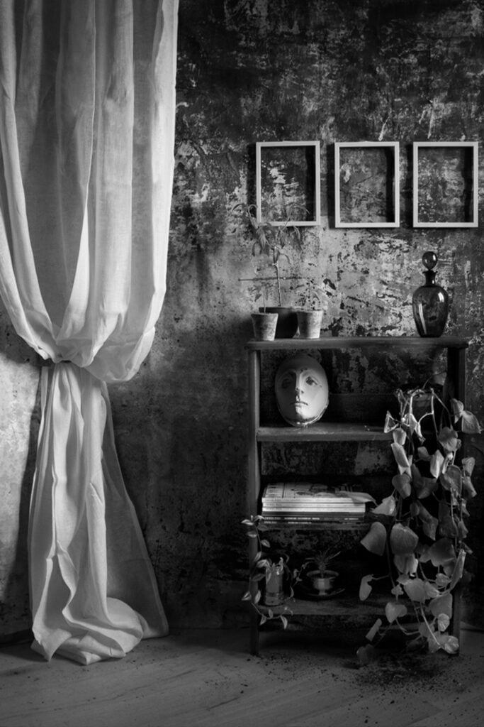 Dettaglio della lavorazione artigianale su tela di cotone. Tecnica di scenic painting per creare sfumature e profondità sui fondali fotografici