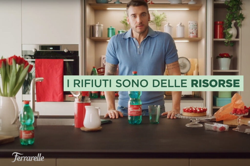Dettaglio ricerca props e utensili da cucina per set video con chef. Styling e arredamento scenico per spot food
