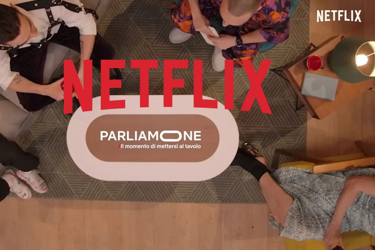 Scenografia per il format 'Parliamone' di Netflix Italia. Set design per interviste video curato da Martina De Paola.